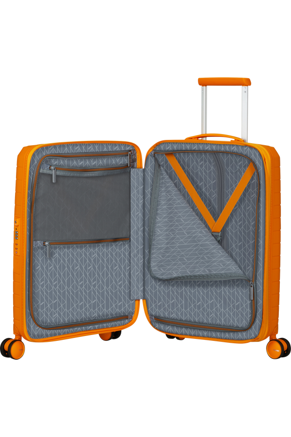 American Tourister Fastforward Spinner 55/20 TSA EXP 55cm  Radiant Orange American Tourister Fastforward Spinner 55/20 TSA EXP 55cm  Radiant Orange
