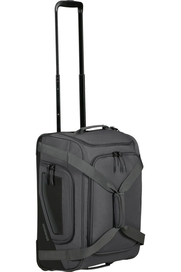 American Tourister City Racer Duffle with wheels S  Nero American Tourister City Racer Duffle with wheels S  Nero
