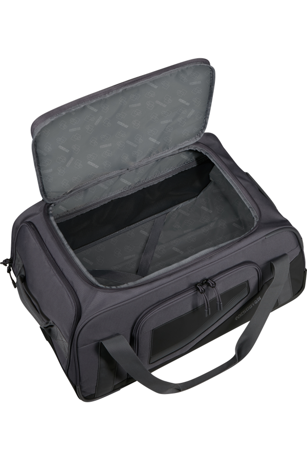 American Tourister City Racer Duffle with wheels S  Nero American Tourister City Racer Duffle with wheels S  Nero