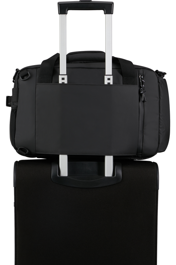 American Tourister Upventure 3 WAY BOARDING BAG  Nero American Tourister Upventure 3 WAY BOARDING BAG  Nero