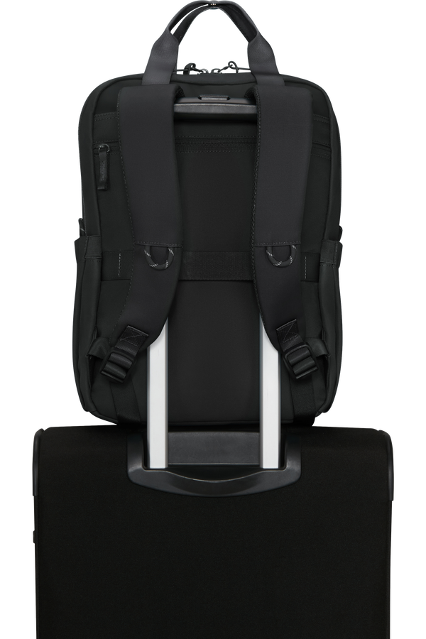 Minima M Zaino