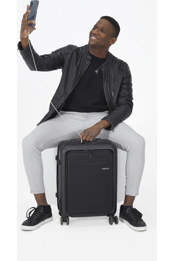 American Tourister Novastream Spinner TSA Exp. Smart 55cm  Dark Slate